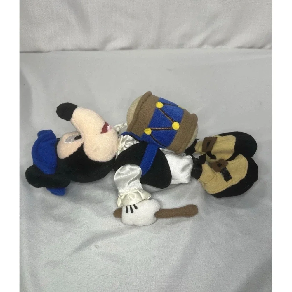 Disney Mickey Mouse 4th of July 2001 Colonial Drummer Plush Walt Disney World 9